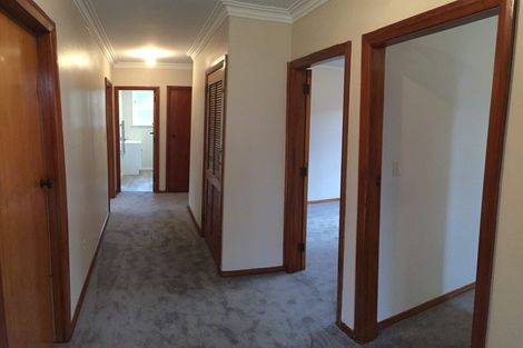 Photo of property in 24 Gloucester Street, Silverstream, Upper Hutt, 5019