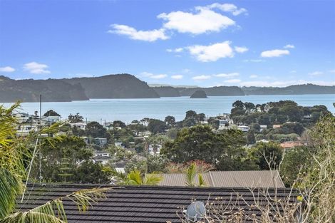 Photo of property in 8 Higham Ferrers Place, Red Beach, 0932