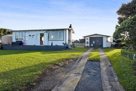 Photo of property in 215 Kakaramea Road, Kakaramea, Patea, 4598