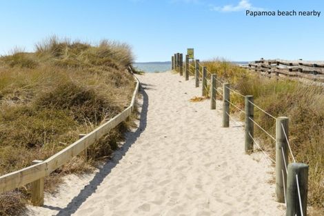 Photo of property in 56 Karewa Parade, Papamoa Beach, Papamoa, 3118