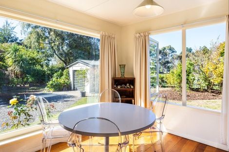 Photo of property in 9 Te Herekiekie Street, Turangi, 3334