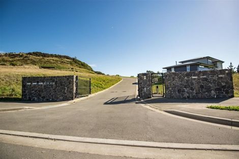 Photo of property in 10 Kaioruru Lane, Charteris Bay, Governors Bay, 8971