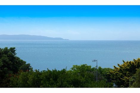 Photo of property in 115 Pacific Parade, Army Bay, Whangaparaoa, 0930