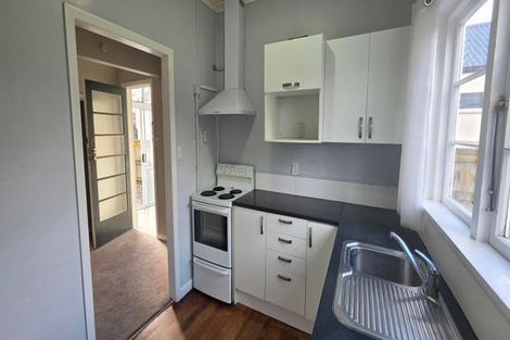 Photo of property in 98/98a Weraroa Road, Levin, 5510