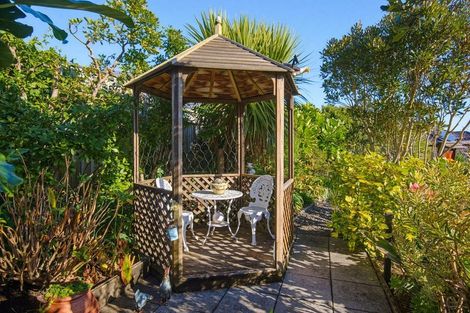 Photo of property in 9 Cadastral Court, Paraparaumu, 5032