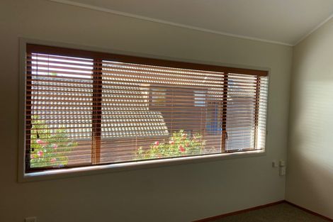 Photo of property in 20a Otakau Road, Milford, Auckland, 0620