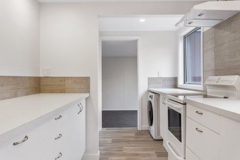 Photo of property in 2/36 Maidstone Road, Ilam, Christchurch, 8041