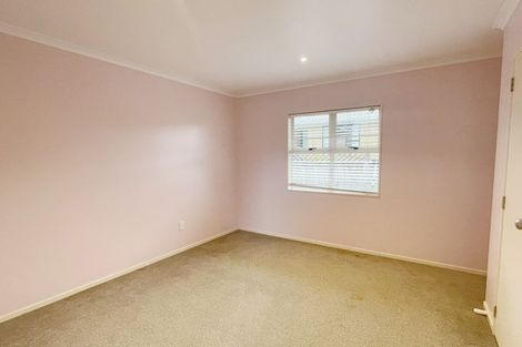 Photo of property in 100 Dixon Road, Glenview, Hamilton, 3206