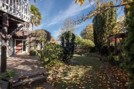 Photo of property in 2 Fox's Terrace, Arrowtown, 9302