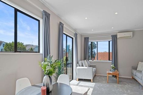 Photo of property in 1/17 Sturm Avenue, Massey, Auckland, 0614