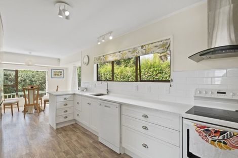 Photo of property in 5 Ladies Mile, Manly, Whangaparaoa, 0930