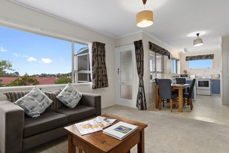 Photo of property in 140 Kingswood Road, Brookfield, Tauranga, 3110