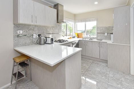 Photo of property in 1/222 Dominion Road, Red Hill, Papakura, 2110