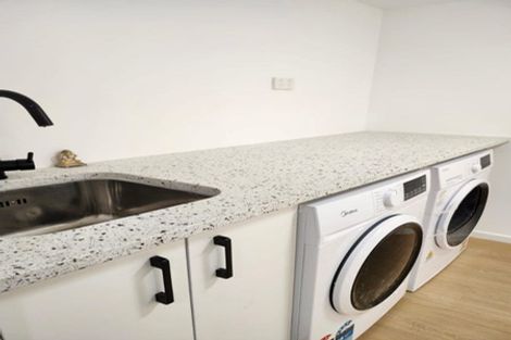 Photo of property in 6 Viking Avenue, Hillsborough, Auckland, 1042