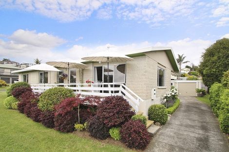 Photo of property in 14a Ruamoana Place, Omokoroa, 3114