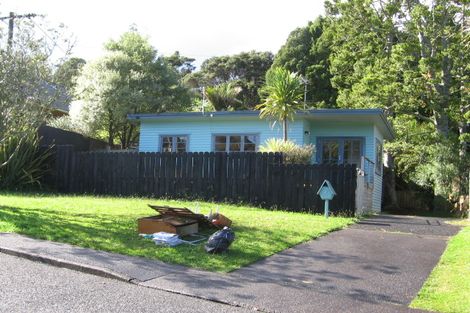 Photo of property in 10 Rimutaka Place, Titirangi, Auckland, 0604