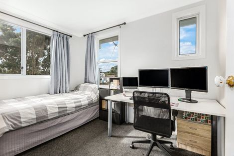 Photo of property in 110 Te Pene Avenue, Titahi Bay, Porirua, 5022