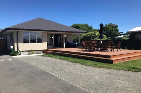 Photo of property in 25 Heyders Road, Spencerville, Christchurch, 8083