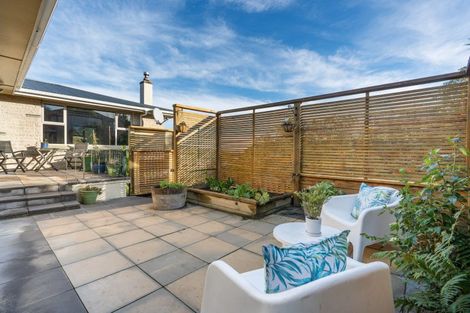 Photo of property in 100 Barr Street, Kenmure, Dunedin, 9011