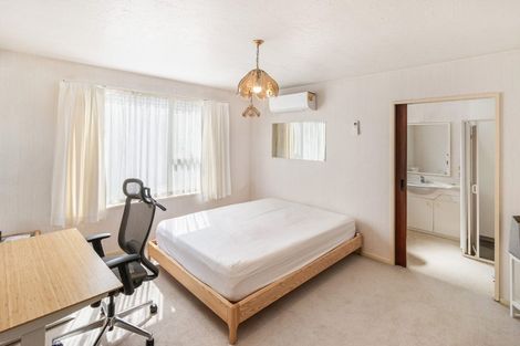 Photo of property in 1/5 Cottesmore Close, Burnside, Christchurch, 8053