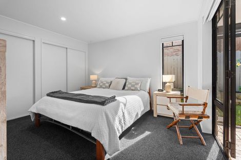 Photo of property in 108 Lakeside Drive, Orewa, 0931