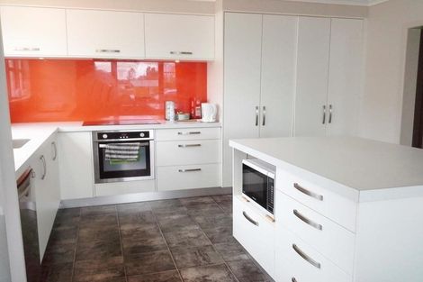 Photo of property in 59 Brois Street, Frankleigh Park, New Plymouth, 4310