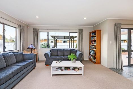 Photo of property in 141a Auckland Road, Greenmeadows, Napier, 4112