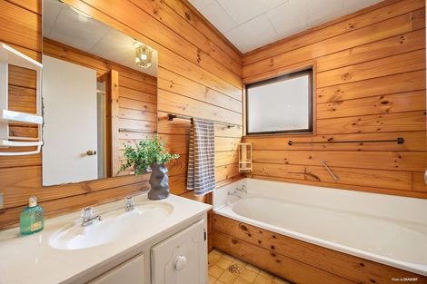 Photo of property in 1/30 Arthur Road, Hillpark, Auckland, 2102