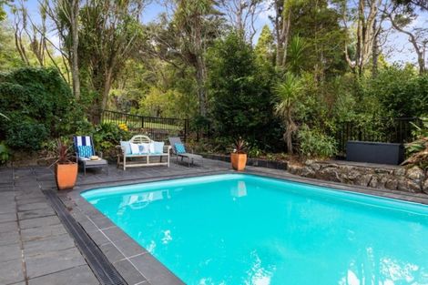 Photo of property in 367b Titirangi Road, Titirangi, Auckland, 0604
