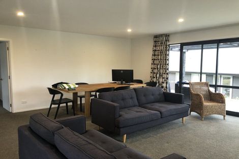 Photo of property in 52 Minaret Ridge, Wanaka, 9305