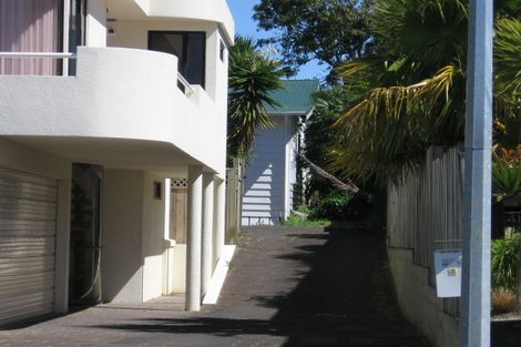 Photo of property in 2/43 Castor Bay Road, Castor Bay, Auckland, 0620