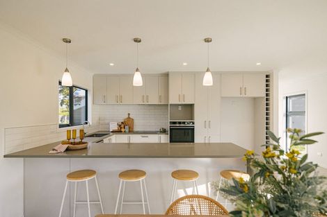 Photo of property in 31 Muhunoa Road East, Ohau, Levin, 5570