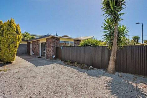 Photo of property in 95b Eatwell Avenue, Paraparaumu Beach, Paraparaumu, 5032