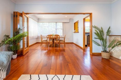 Photo of property in 4 Luton Street, Hokowhitu, Palmerston North, 4410