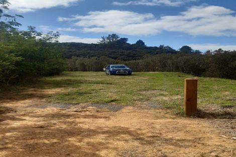 Photo of property in 73 Pipiroa Road, Ngatea, 3503