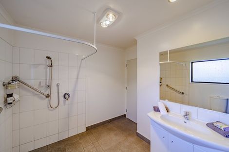 Photo of property in 200 Frimley Avenue, Frimley, Hastings, 4120