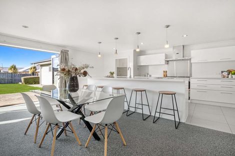 Photo of property in 32 Stanford Way, Rolleston, 7615