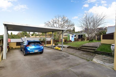 Photo of property in 11 Leonard Place, Dinsdale, Hamilton, 3204