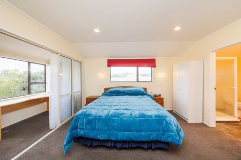Photo of property in 115 Pacific Drive, Fitzherbert, Palmerston North, 4410