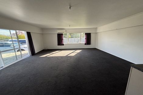 Photo of property in 10 Griffiths Place, Claudelands, Hamilton, 3214