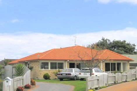 Photo of property in 92 Denny Hulme Drive, Mount Maunganui, 3116