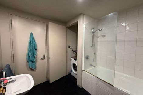 Photo of property in Gerondis Bldg Apartments, 305/60 Willis Street, Wellington Central, Wellington, 6011