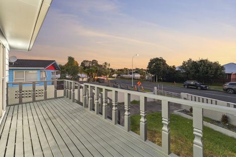 Photo of property in 68 Finlayson Avenue, Clendon Park, Auckland, 2103