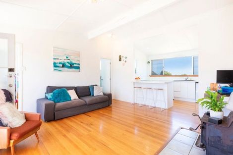Photo of property in 126 Pukehina Parade, Pukehina, Te Puke, 3189