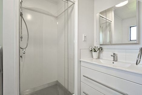 Photo of property in 8 Palmer Place, Parkvale, Hastings, 4122