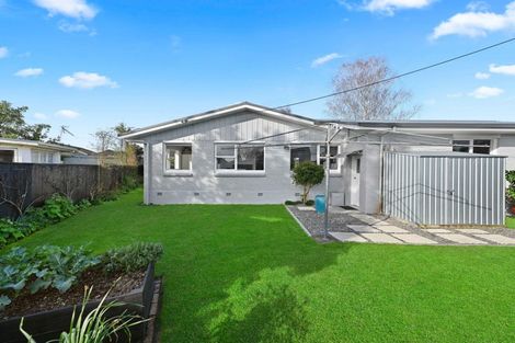Photo of property in 37 Braid Road, St Andrews, Hamilton, 3200
