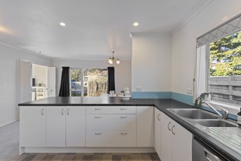 Photo of property in 283a Mangorei Road, Merrilands, New Plymouth, 4312