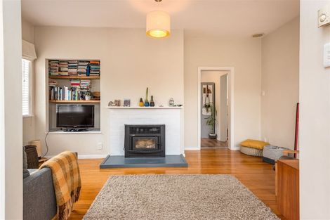 Photo of property in 8 Kitchener Place, Opawa, Christchurch, 8023