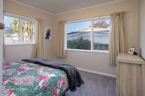 Photo of property in 37 Kaka Street, Stoke, Nelson, 7011