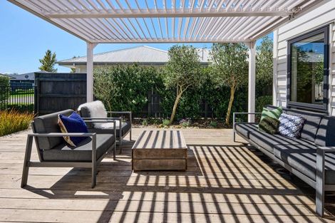 Photo of property in 2 Pukeko Lane, Carterton, 5713